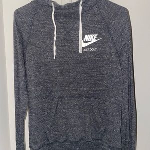 Womens Nike Pullover